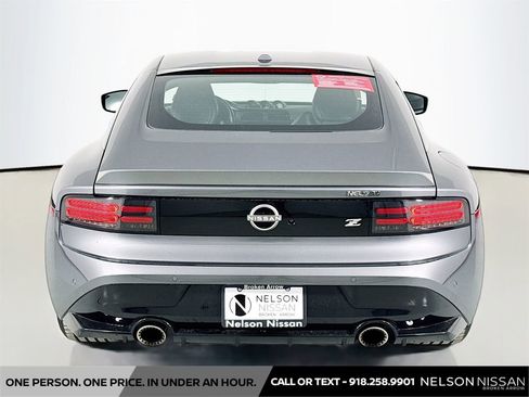 Certified 2024 Nissan Z Performance w/ Floor Mat Package image 6