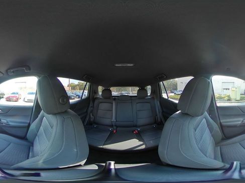Used 2025 Chevrolet Equinox LT image 46