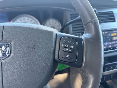 Used 2006 Dodge Durango Limited w/ Trailer Tow Group image 18