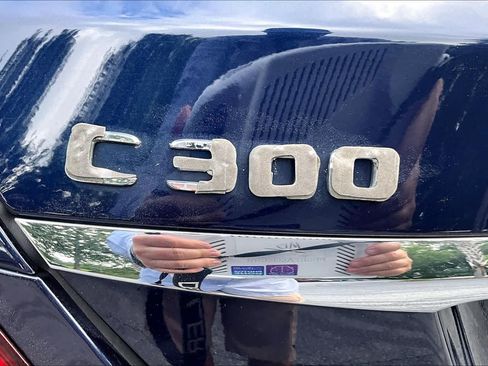 Used 2021 Mercedes-Benz C 300 Sedan image 10