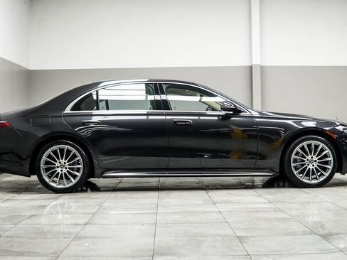 Used 2023 Mercedes-Benz S 580 4MATIC Sedan image 6