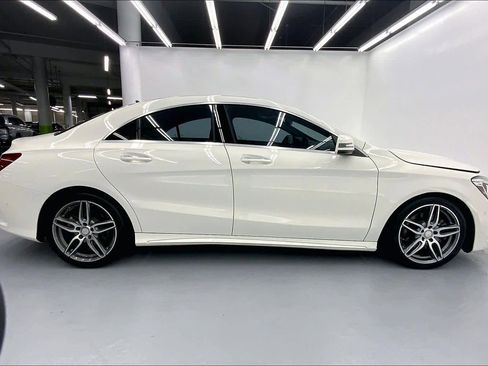 Used 2018 Mercedes-Benz CLA 250 image 5