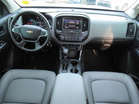 Used 2022 Chevrolet Colorado W/T w/ Custom Special Edition image 12