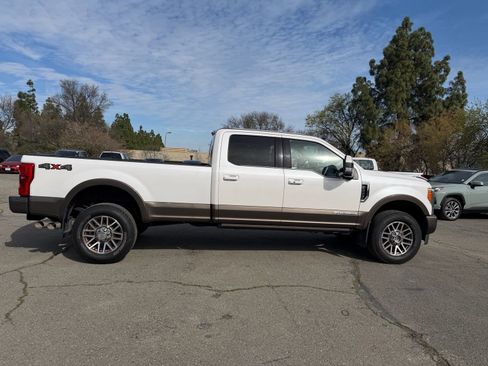Used 2017 Ford F350 King Ranch w/ King Ranch Ultimate Package image 6