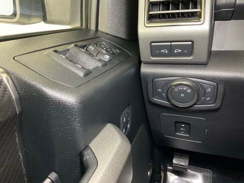 Certified 2018 Ford F150 Raptor w/ Equipment Group 802A Luxury image 21