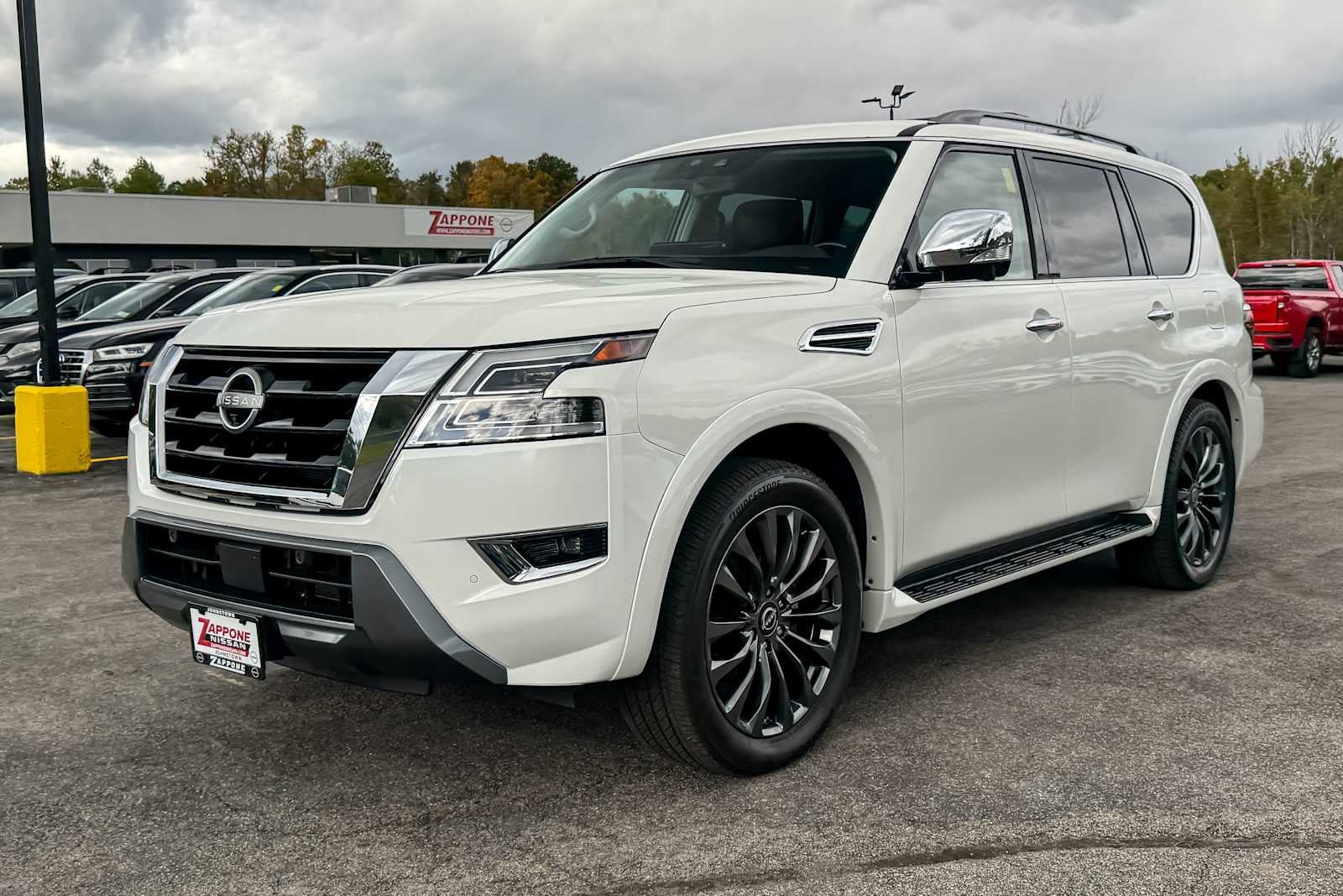Certified 2023 Nissan Armada Platinum w/ Captain's Chairs Package AWD/4WD image 8