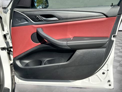 Certified 2024 BMW X3 xDrive30i w/ Convenience Package image 34