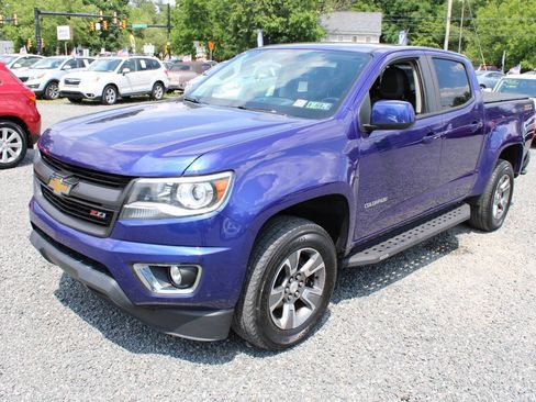 Used 2017 Chevrolet Colorado Z71 AWD/4WD image 2