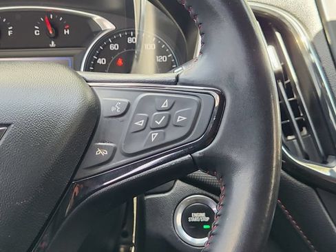Used 2022 Chevrolet Equinox RS FWD image 29