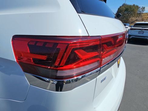 Certified 2024 Volkswagen Atlas SE AWD/4WD image 36
