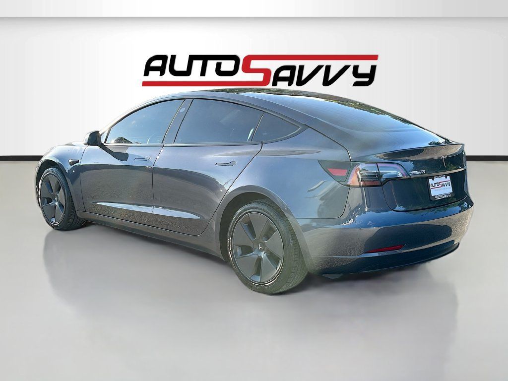Used 2023 Tesla Model 3 Standard Range RWD image 5