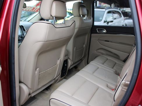 Used 2014 Jeep Grand Cherokee Overland image 14