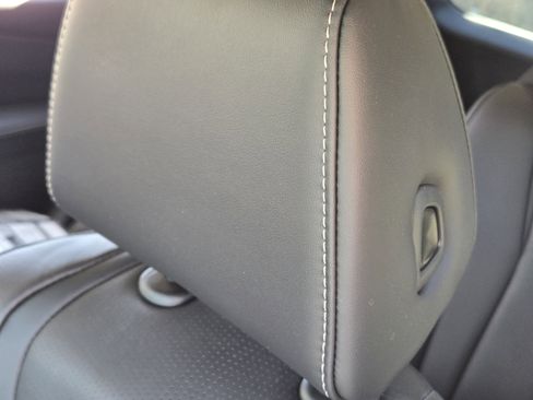 Certified 2025 Acura MDX w/ Technology Package image 15