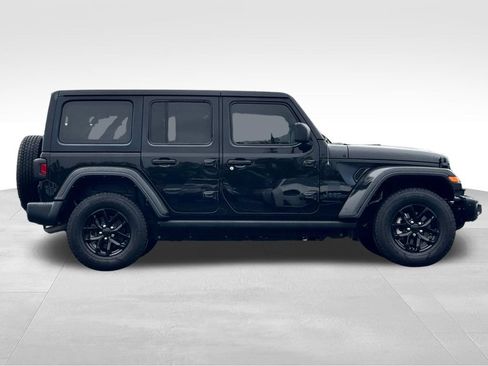 Used 2023 Jeep Wrangler Unlimited Sport AWD/4WD image 8