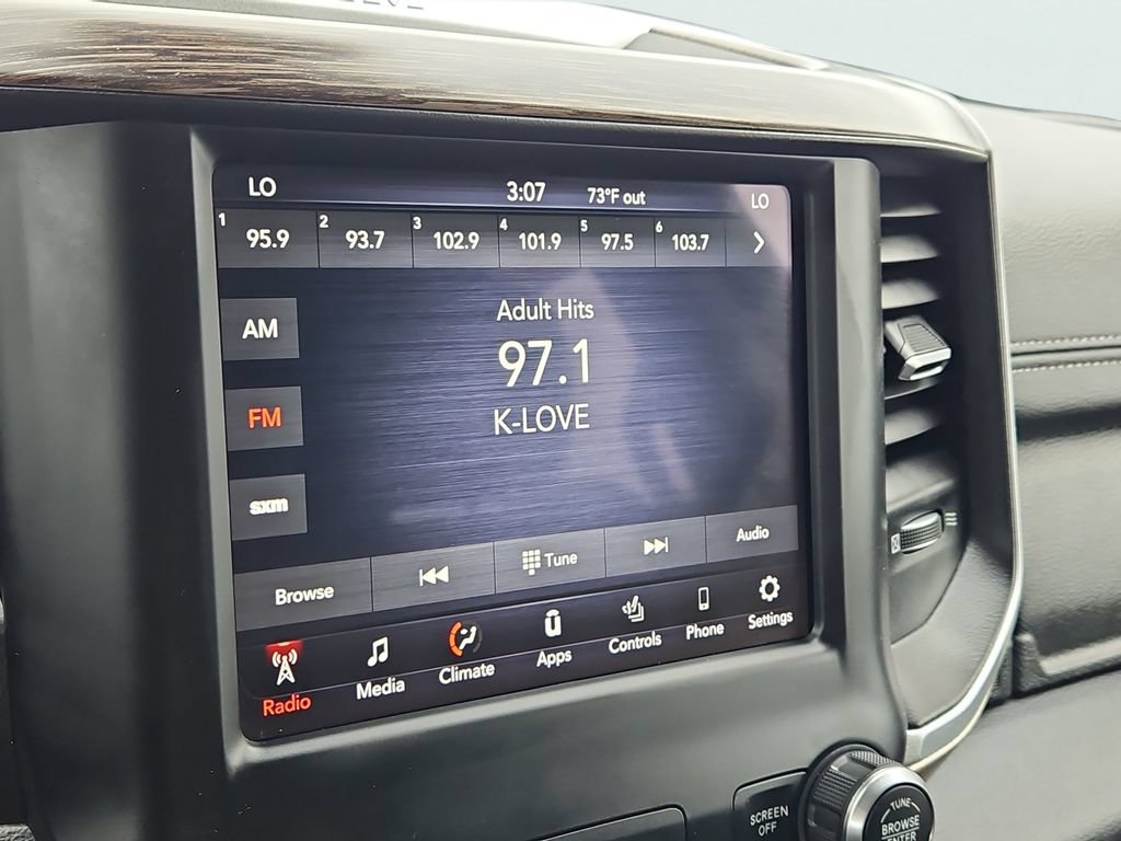 Used 2020 RAM 1500 Laramie AWD/4WD image 30