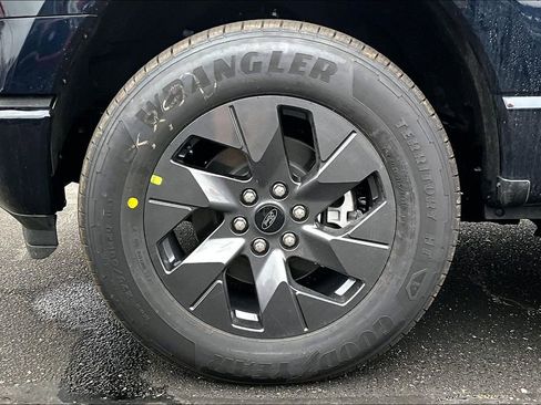 New 2025 Ford F150 Lightning Lariat image 12