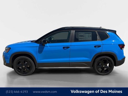 New 2026 Volkswagen Taos SE AWD/4WD image 3