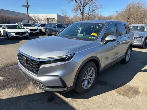 Used 2023 Honda CR-V EX image 1