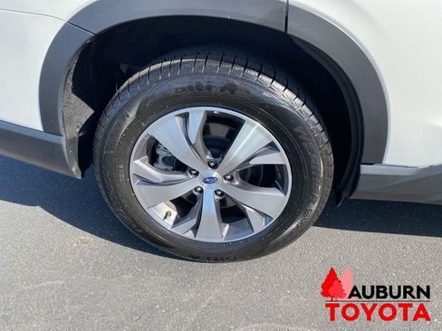 Used 2025 Subaru Ascent Premium AWD/4WD image 8