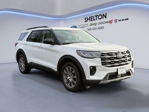 New 2026 Ford Explorer Active w/ Active Comfort Package AWD/4WD image 7