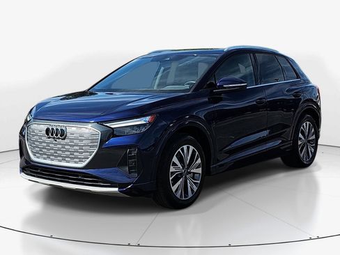 Used 2023 Audi Q4 e-tron Premium Plus w/ Premium Plus image 7