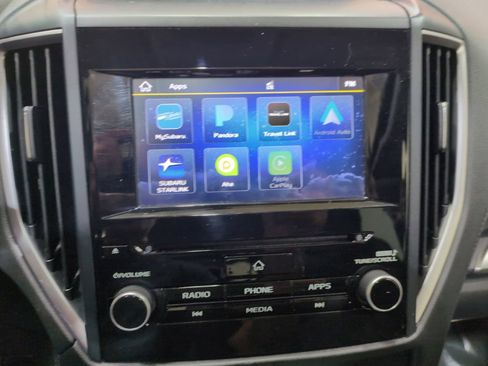 Used 2020 Subaru Forester Premium AWD/4WD image 23