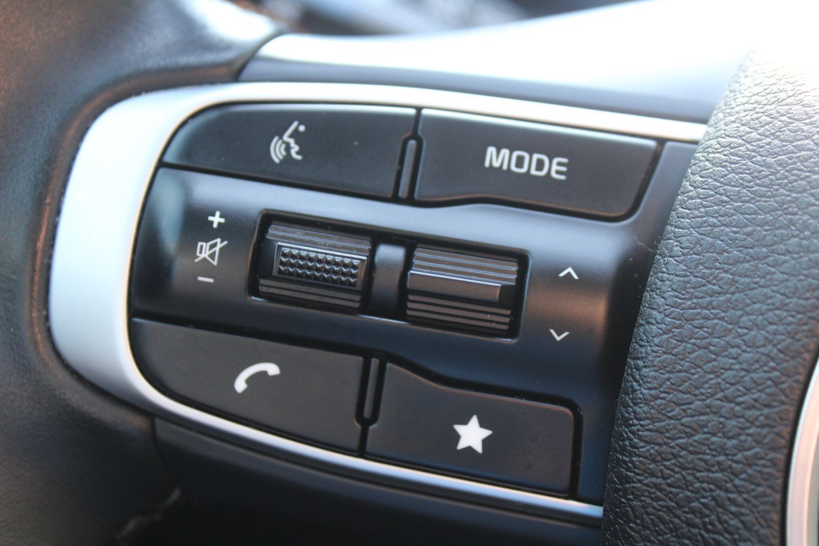 Certified 2024 Kia Sportage EX FWD image 26
