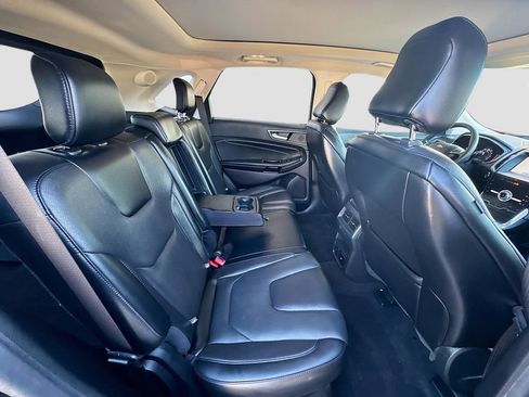 Used 2020 Ford Edge Titanium w/ Equipment Group 301A image 31