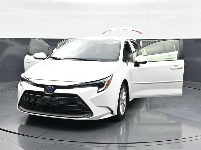 Used 2024 Toyota Corolla LE w/ LE Convenience Package AWD/4WD image 46
