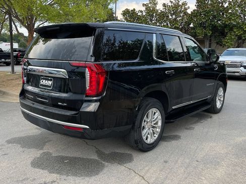 Used 2024 GMC Yukon SLT AWD/4WD image 8