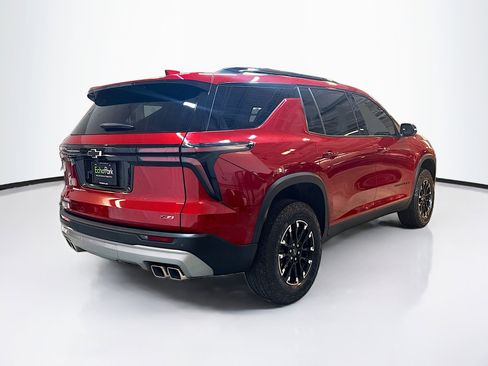 Used 2025 Chevrolet Traverse Z71 w/ Driver Confidence Package image 9