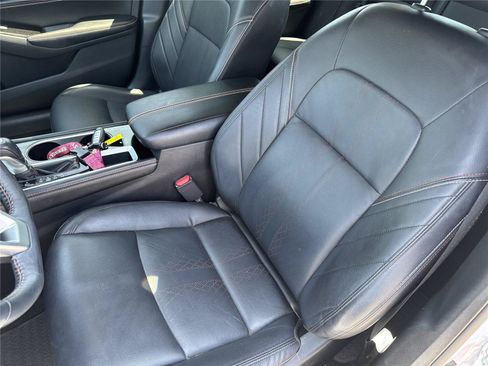 Used 2023 Nissan Altima 2.5 SR w/ SR Premium Package FWD image 11