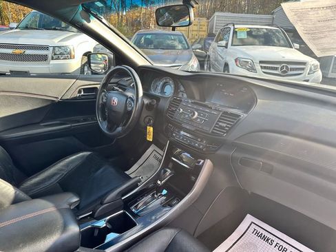 Used 2017 Honda Accord Sport Special Edition image 26