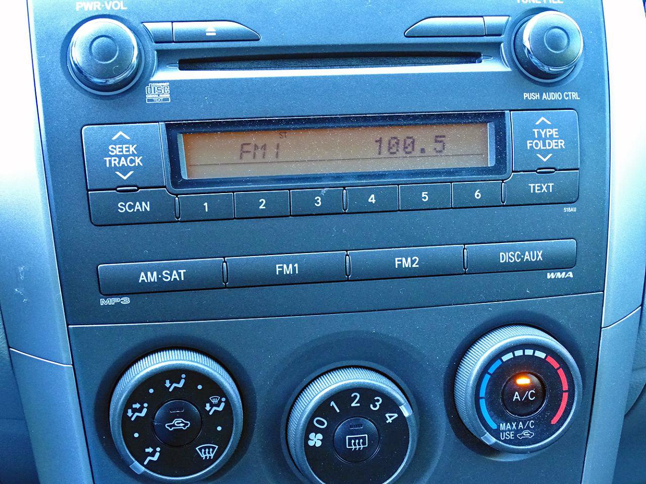 Used 2011 Toyota Corolla LE FWD image 26