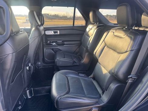 Used 2022 Ford Explorer ST w/ Equipment Group 401A image 16