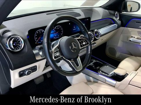 Certified 2023 Mercedes-Benz GLB 250 4MATIC image 20