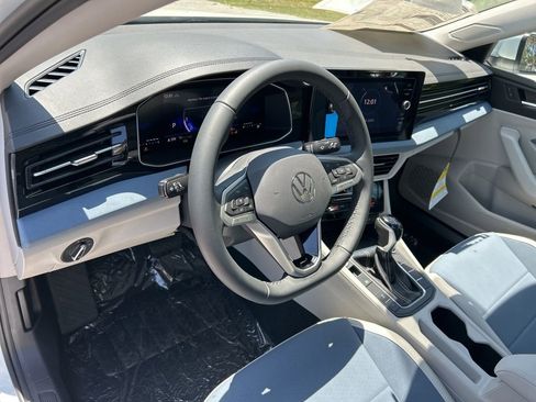 New 2026 Volkswagen Jetta SE FWD image 23