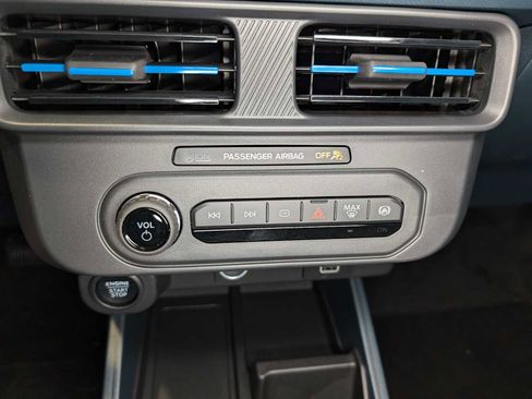 New 2025 Ford Maverick Lobo AWD/4WD image 25