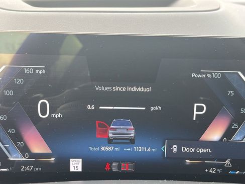 Certified 2024 BMW X7 xDrive40i w/ Premium Package image 15