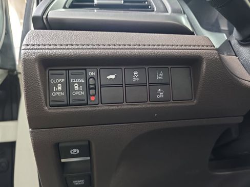 Used 2019 Honda Odyssey EX-L image 26