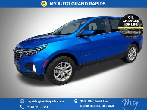 Used 2024 Chevrolet Equinox LT w/ LPO, Floor Liner Package AWD/4WD image 3