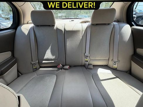 Used 2005 Chevrolet Malibu LT w/ Preferred Equipment Group FWD image 16