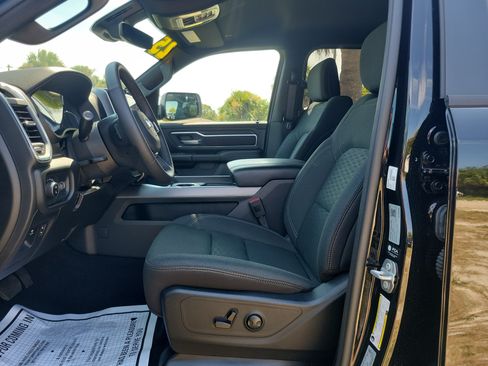 Used 2025 RAM 1500 Big Horn RWD image 11