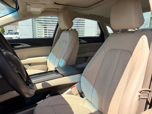 Used 2020 Lincoln MKZ Reserve w/ Elements Package AWD/4WD image 10