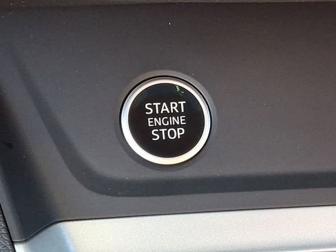 Certified 2025 Audi Q3 2.0T Premium w/ Convenience Package image 24