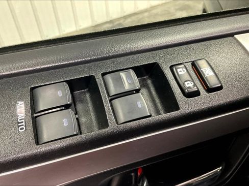 Used 2019 Toyota 4Runner SR5 Premium image 39