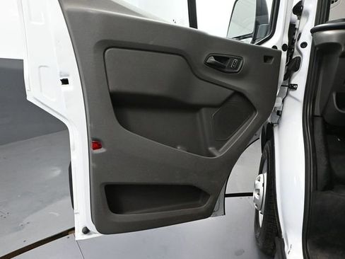 Used 2023 Ford Transit 350 XL image 17