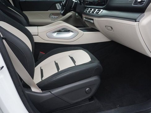 Used 2024 Mercedes-Benz GLE 53 AMG 4MATIC image 30