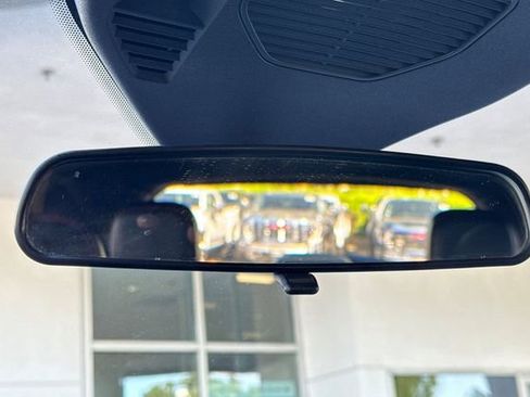 Used 2024 Ford Escape ST-Line image 25