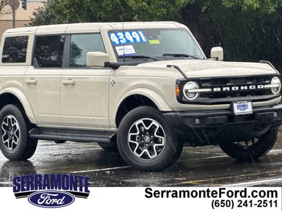 Certified 2025 Ford Bronco Outer Banks